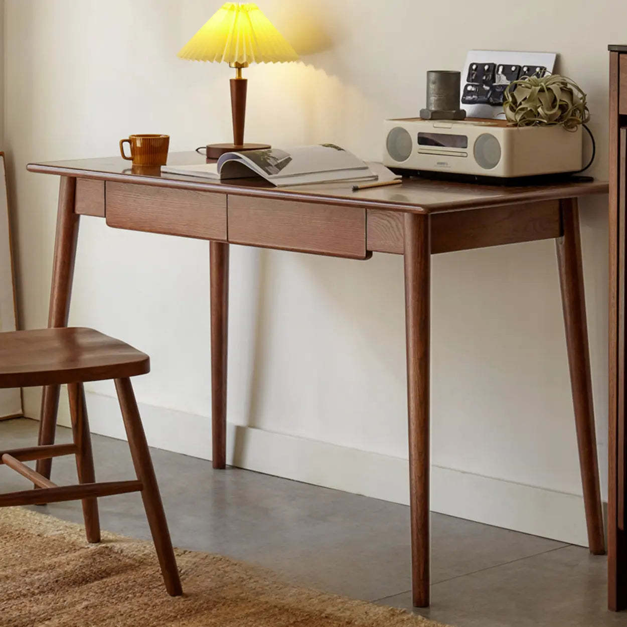 Wood Computer Desk with Drawers