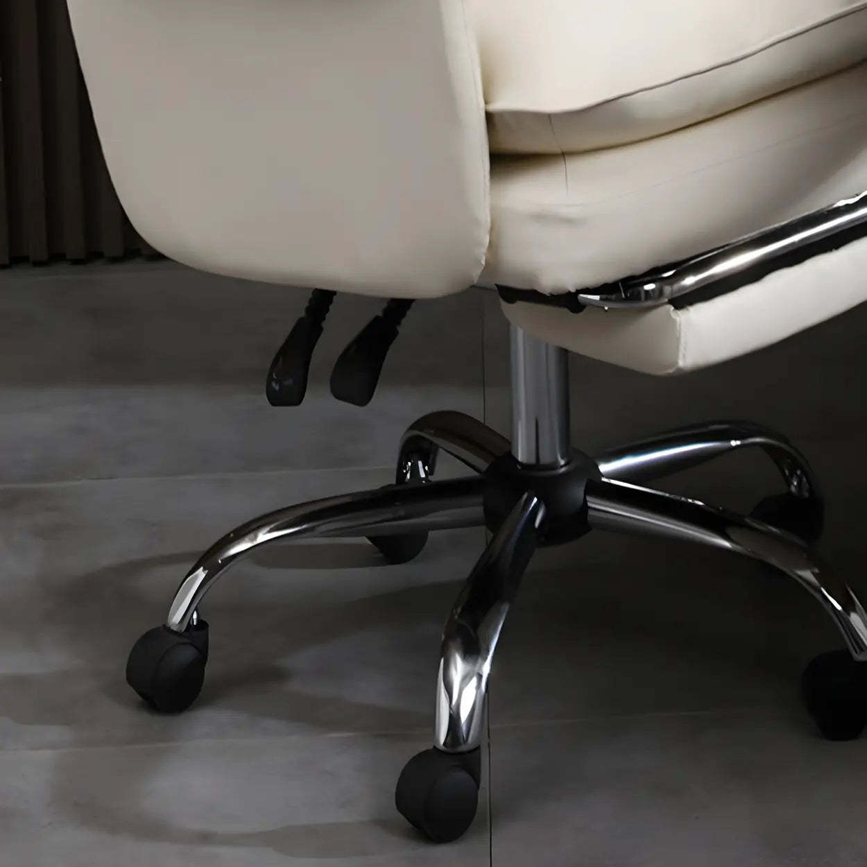 Swivel Ergonomic Leather Office Chair with Footrest