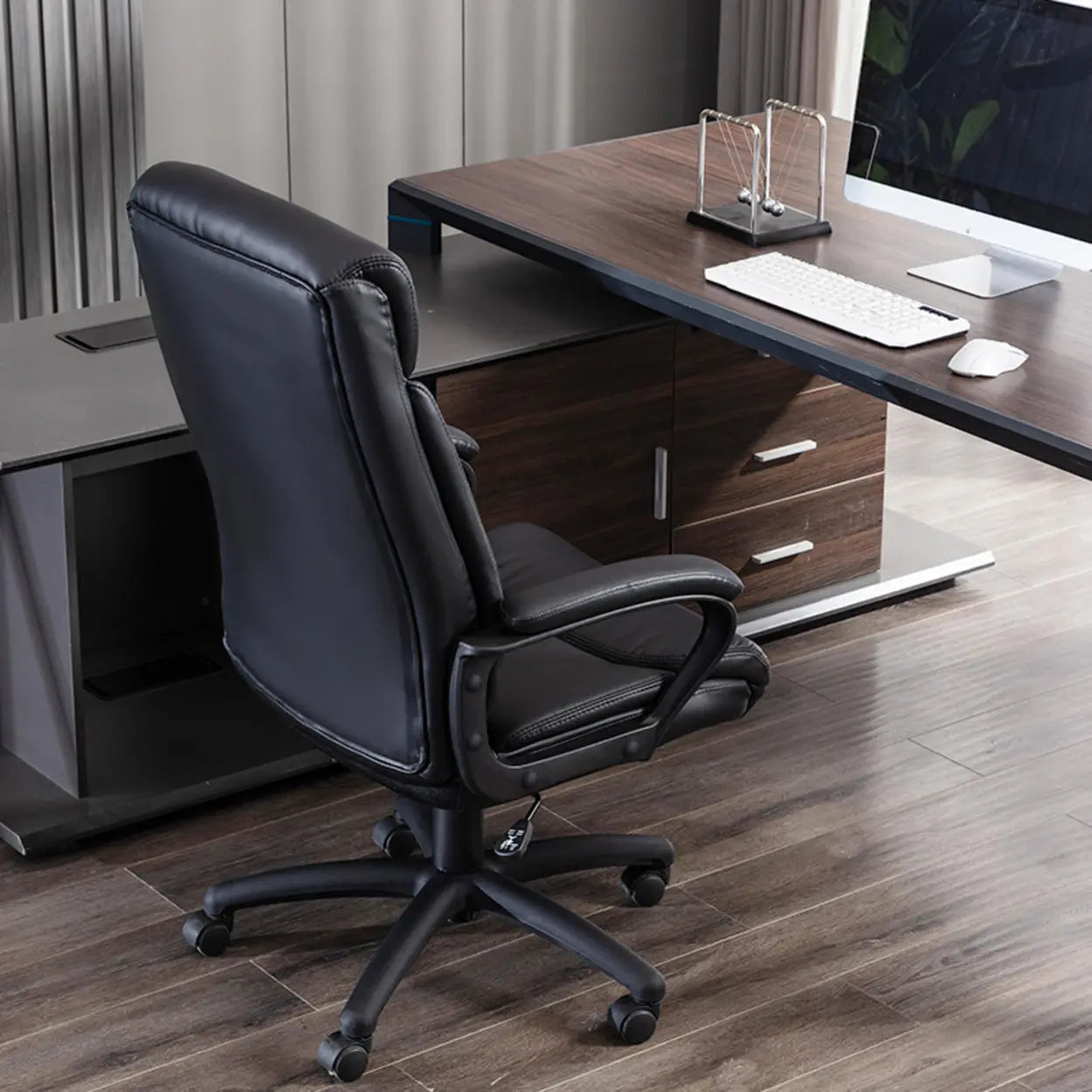 Swivel Executive Leather Black Office Chair — Brown / Leathaire