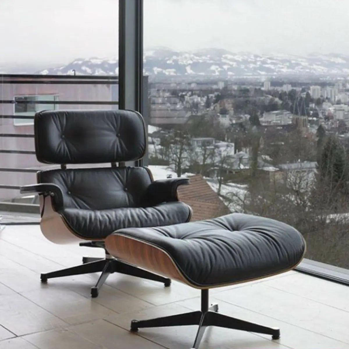 Swivel Water Resistant Leather Star Base Lounge Chair — Accent Chair / Cow Leather