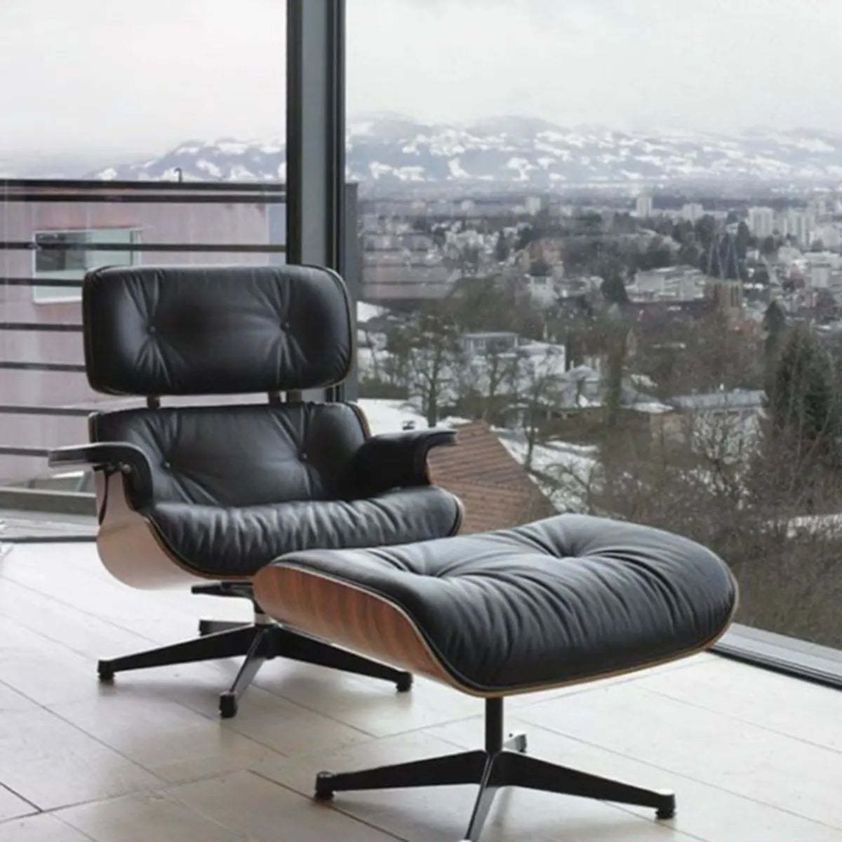 Swivel Water Resistant Leather Star Base Lounge Chair — Accent Chair / Cow Leather