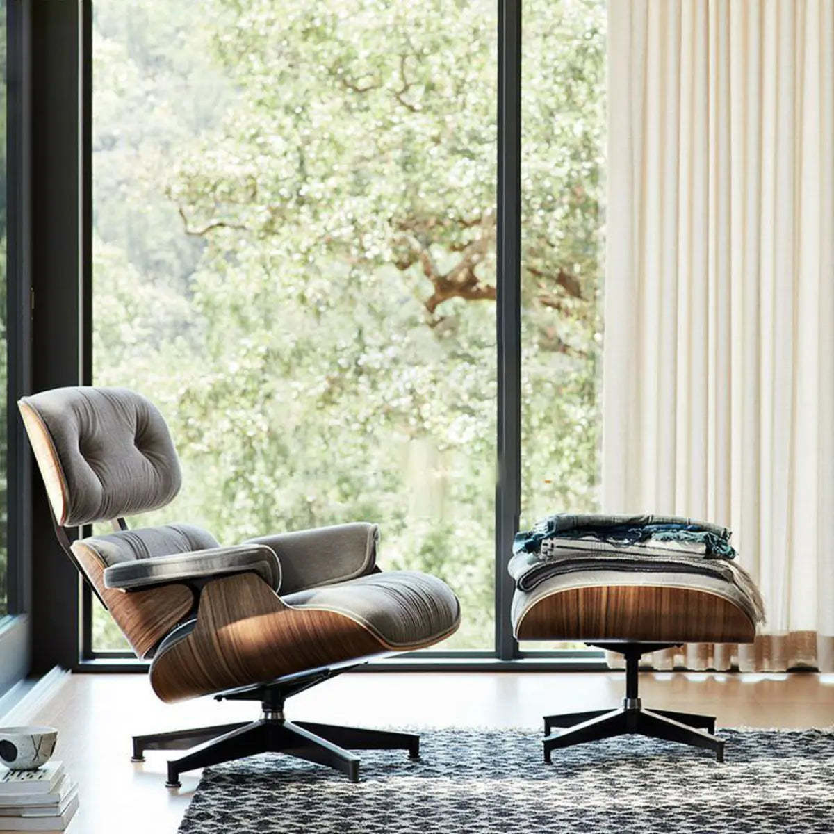 Swivel Water Resistant Leather Star Base Lounge Chair — Accent Chair & Ottoman / PU (Polyurethane)