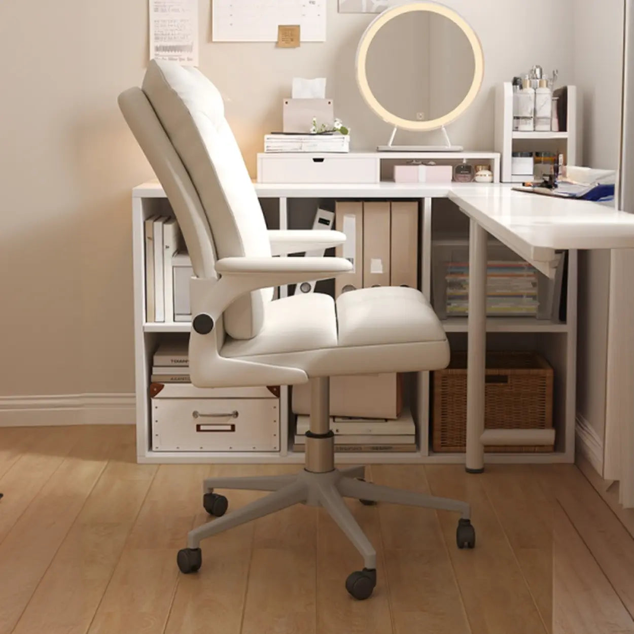 Ergonomic Swivel Fabric Office Chair — White / Tilt Available