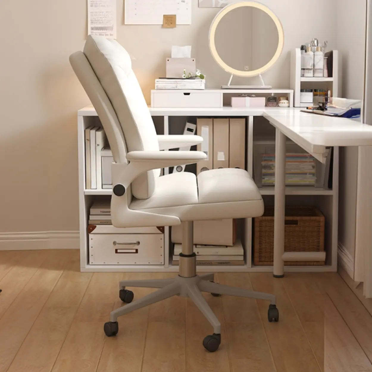 Ergonomic Swivel Fabric Office Chair — White / Tilt Available