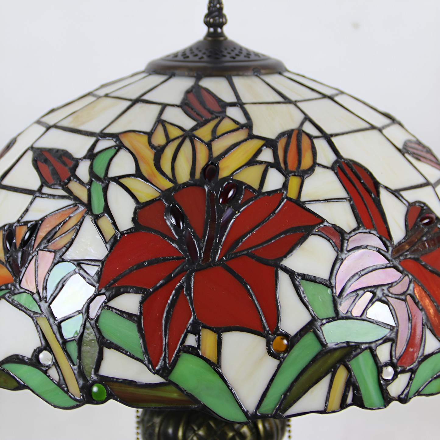 Tiffany Resin Glass Dome Hemispheric Flower Table Lamp