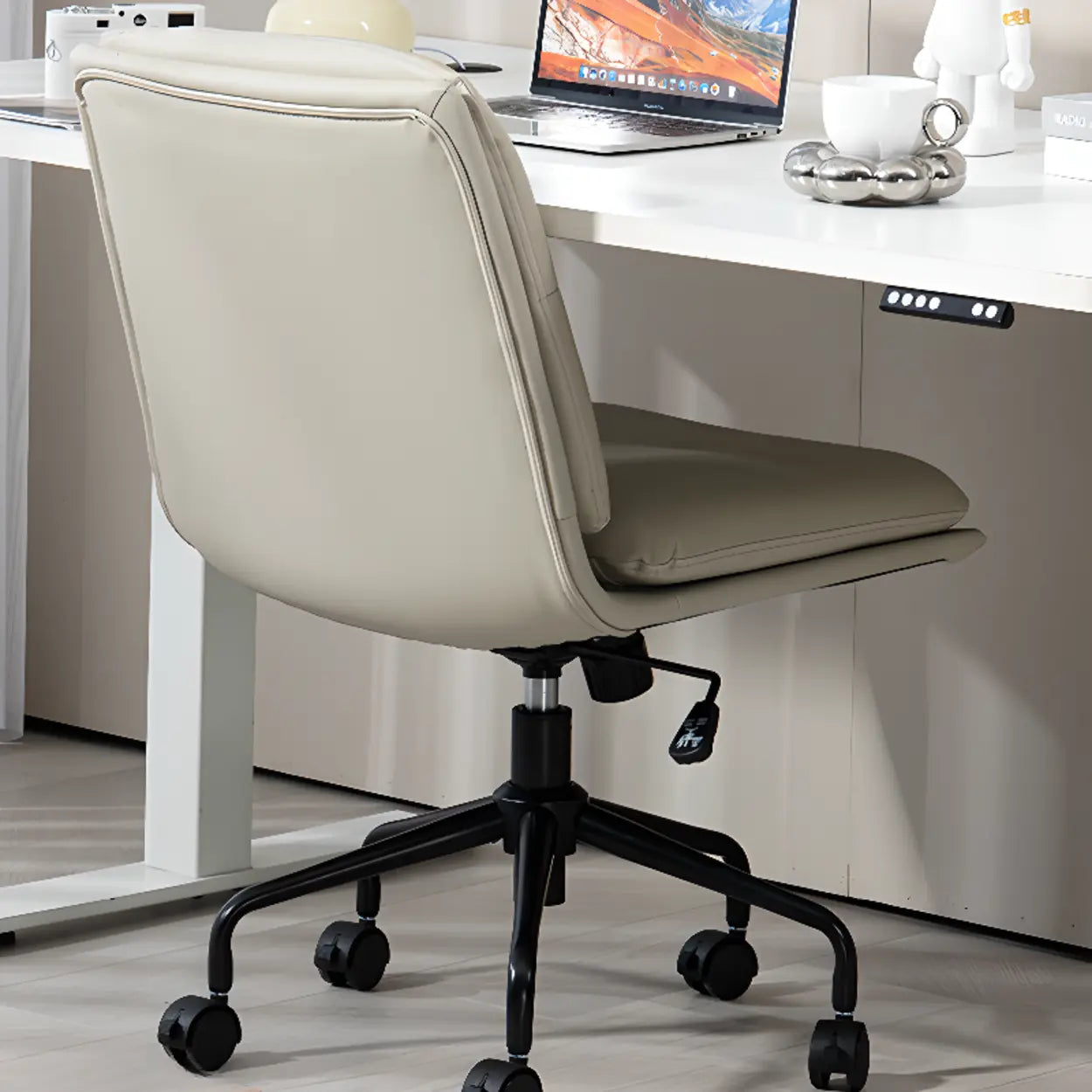 Tilt Ergonomic Off-White Leather Swivel Office Chair