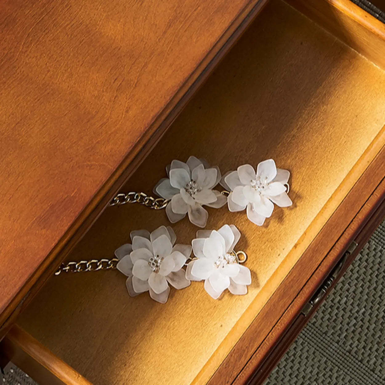 Traditional Rubberwood Drawer Writing Desk