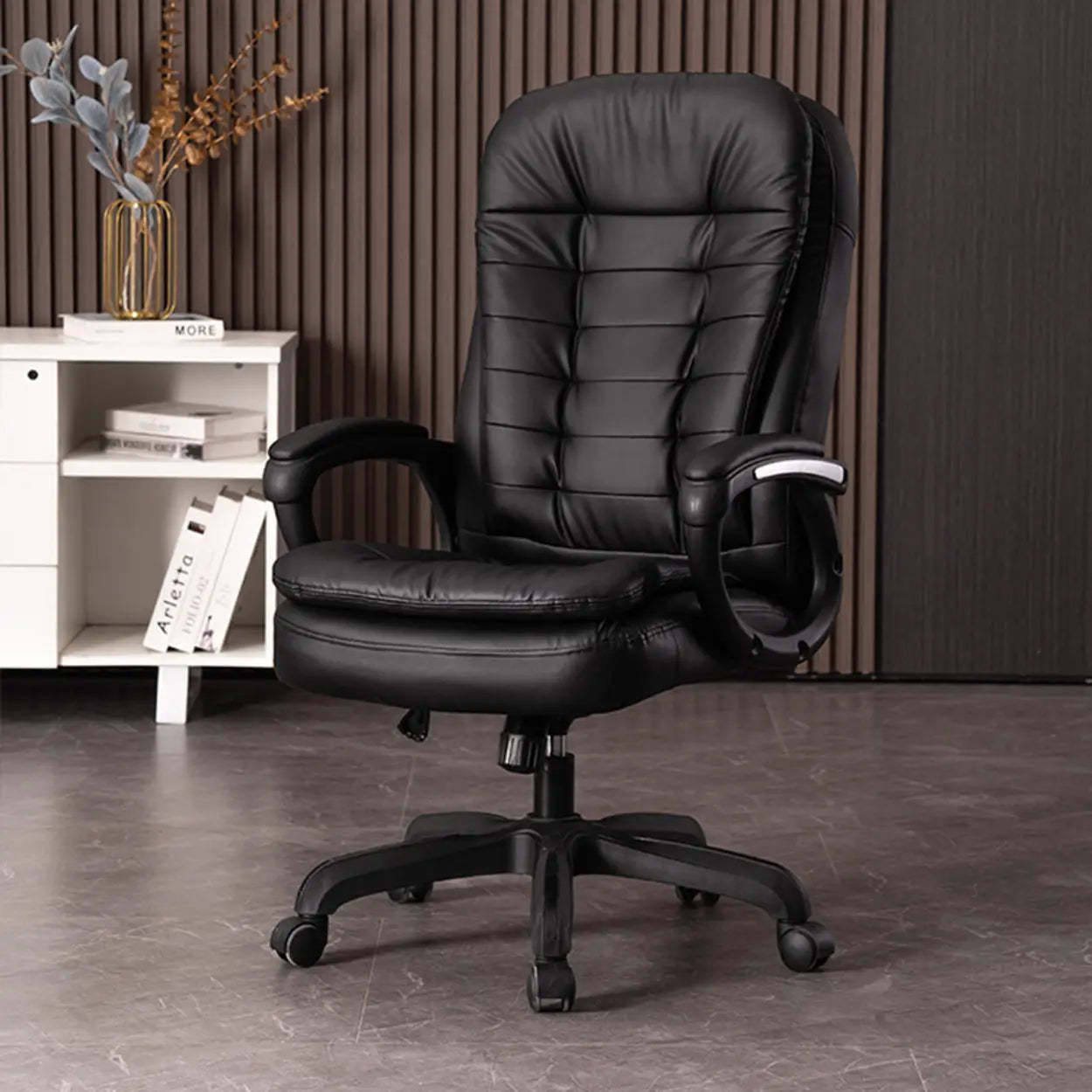 Trendy Brown Adjustable Ergonomic Leather Office Chair — Black / PU (Polyurethane)