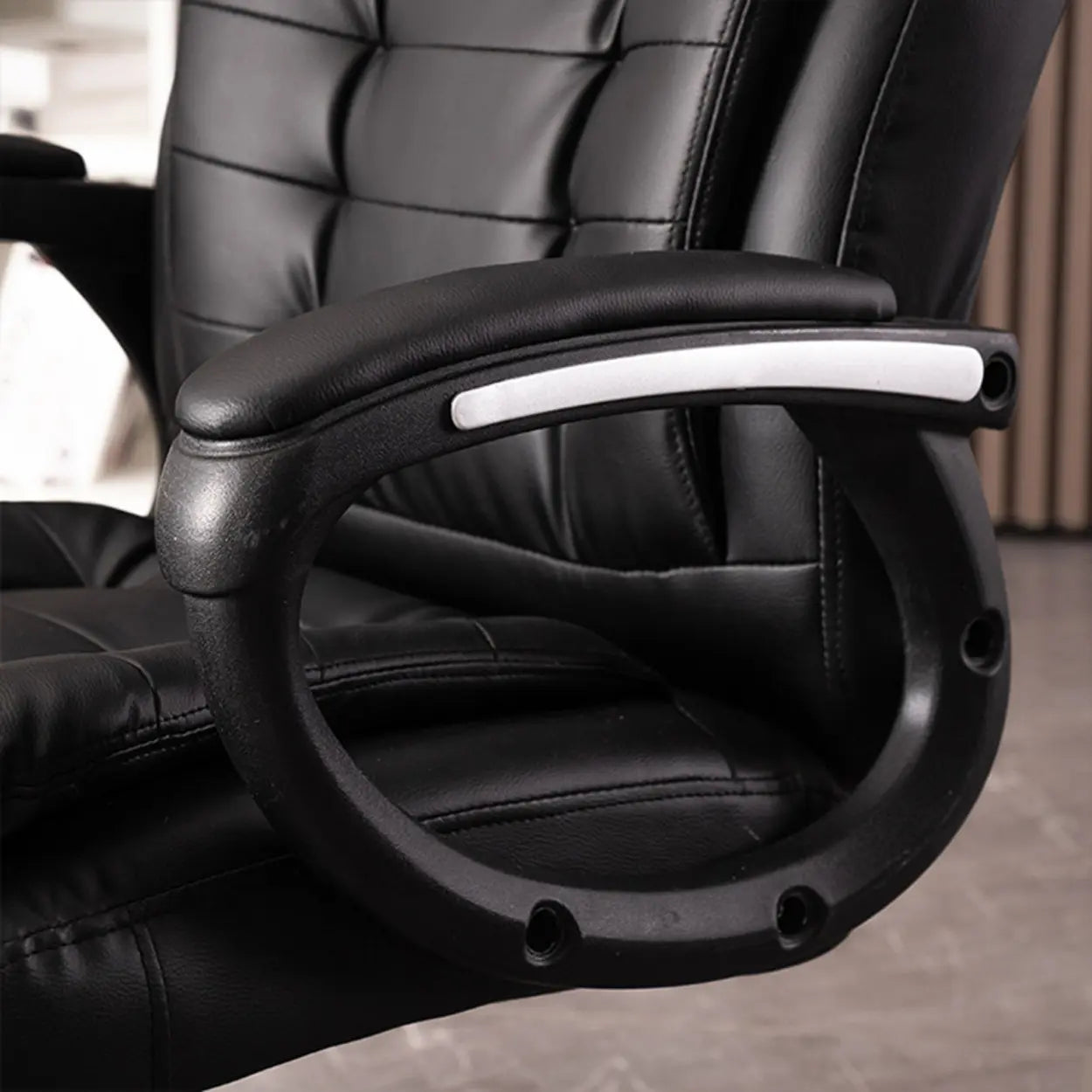 Trendy Brown Adjustable Ergonomic Leather Office Chair — Brown / Cow Leather