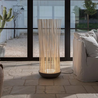 Lush Waterproof LED Outdoor Floor Lamp-Lighom