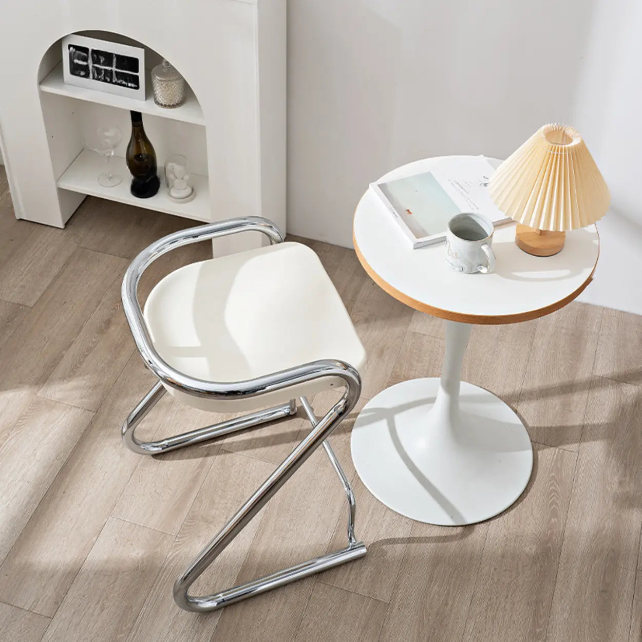 Curved Sled-Base Bucket Bar Stool with Footrest — Black / Silver
