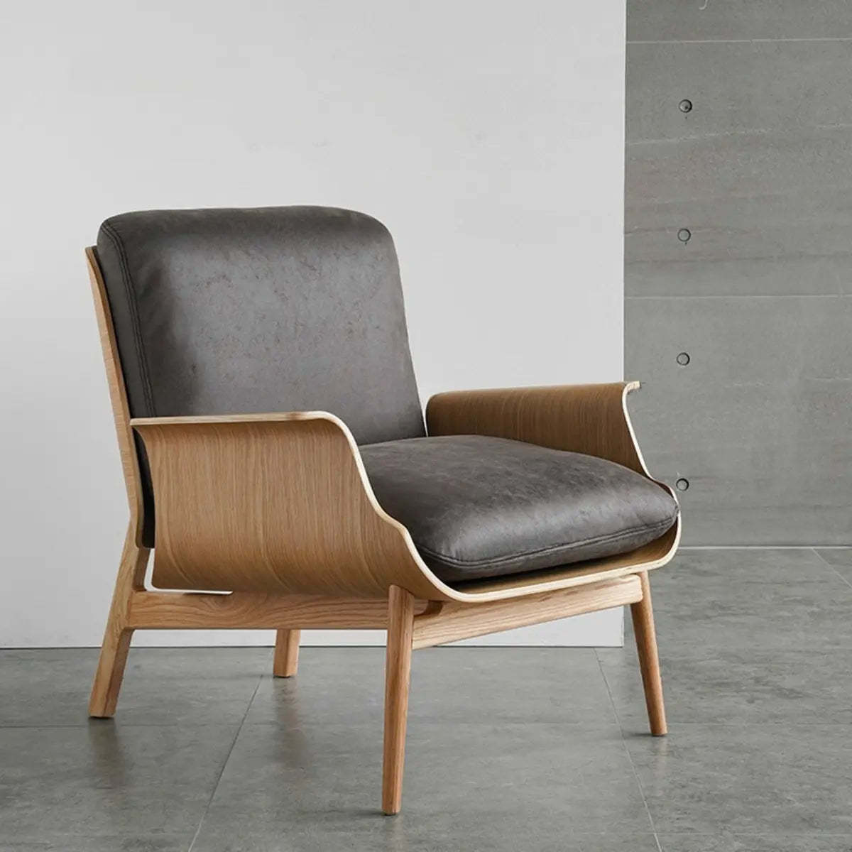 Walnut Oak Four Leg Linen Cushion Lounge Chair — Natural / Light Grey / Linen