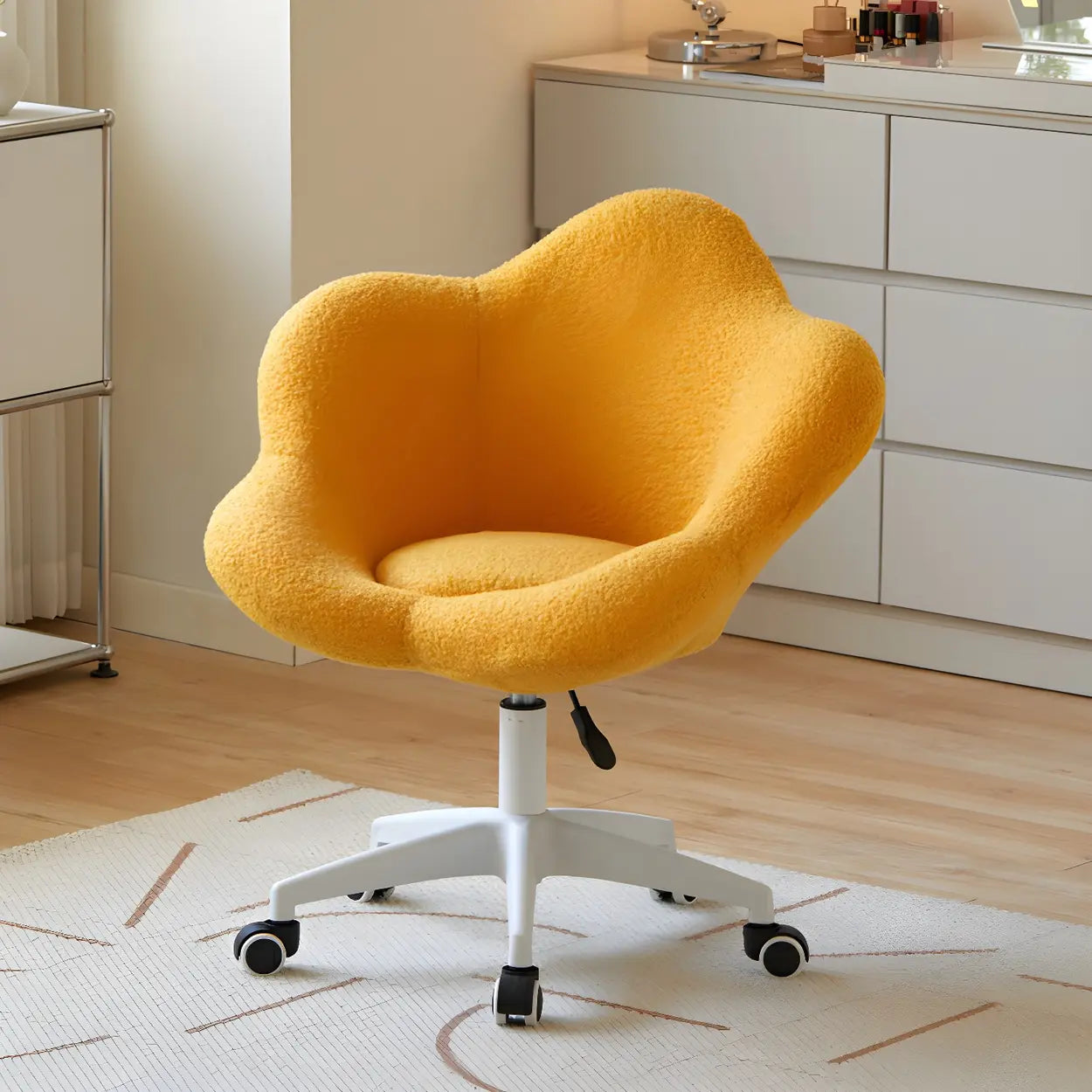 White Flower-Shaped Faux Fur Swivel Vanity Stool — White / Pulley / 2 Piece Set