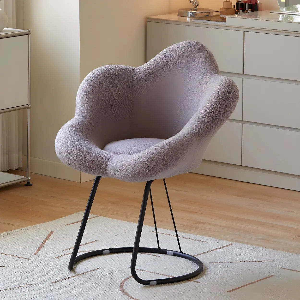 White Flower-Shaped Faux Fur Swivel Vanity Stool — Orange / Pulley / 1 Piece