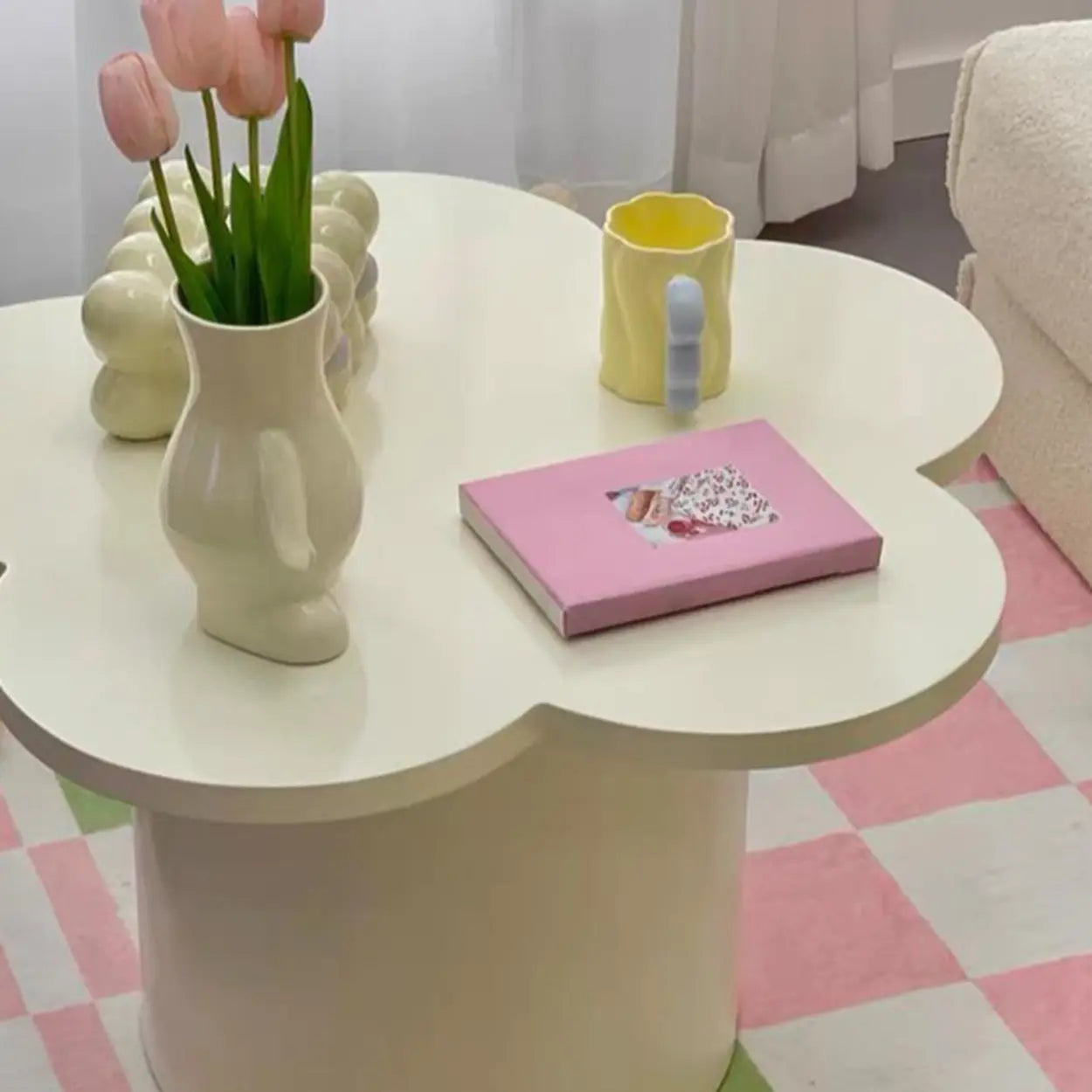 Flower-Shape Wood Coffee Table — Green