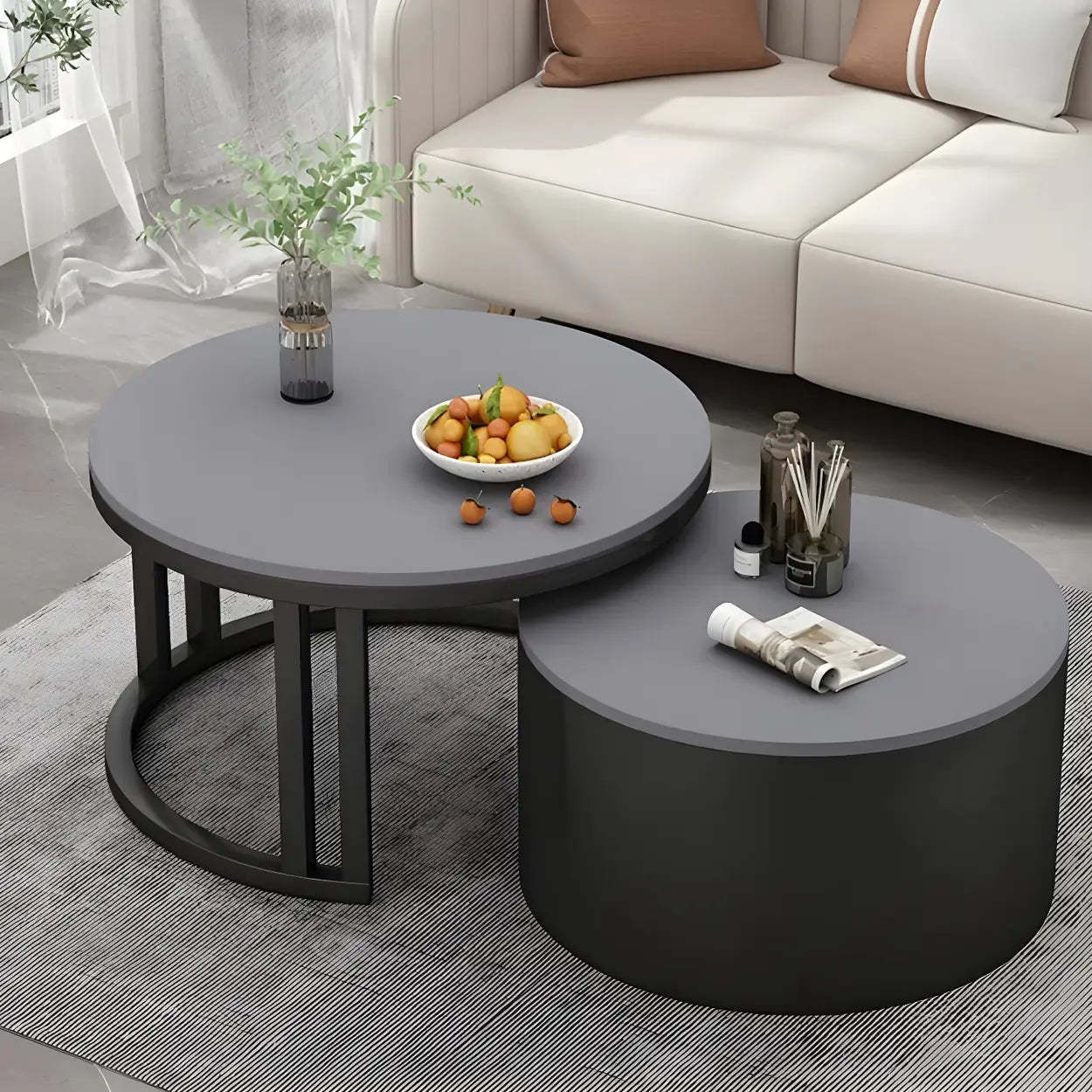 Round Storage Nesting Coffee Tables — Black / White
