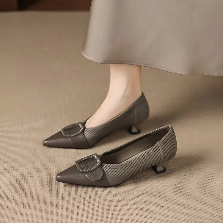 KENPOGEN バックルモチーフパンプス 羊革 手作り 4cmUP ポインテッドトゥシューズ 柔らかい 歩きやすい