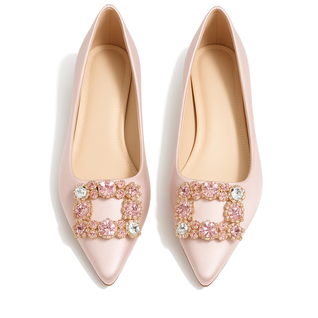 小さいサイズ 　ビジュー付き　バックルパンプス 　インヒール 5cmUP 　上品　 結婚式　ピンク