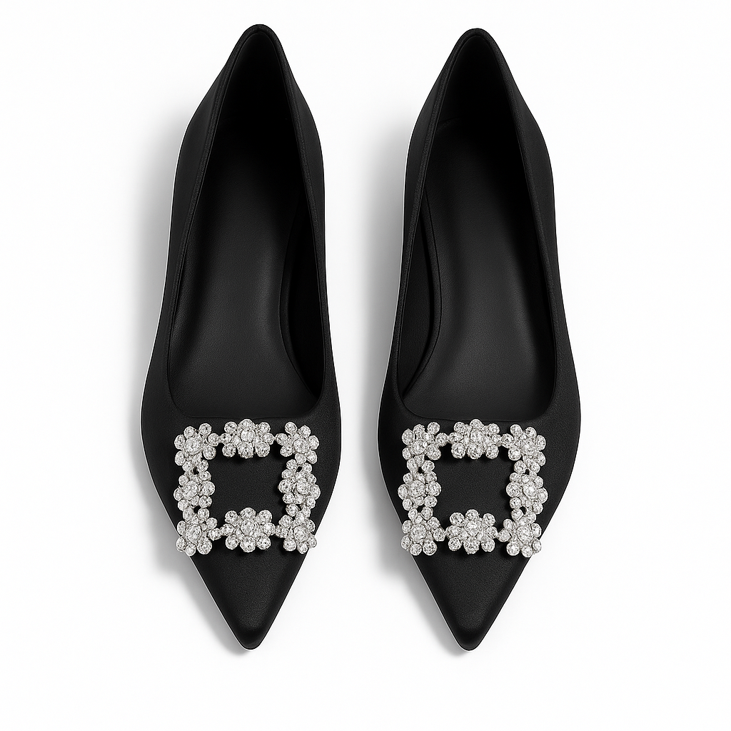 小さいサイズ 　ビジュー付き　バックルパンプス 　インヒール 5cmUP 　上品　 結婚式　ブラック　