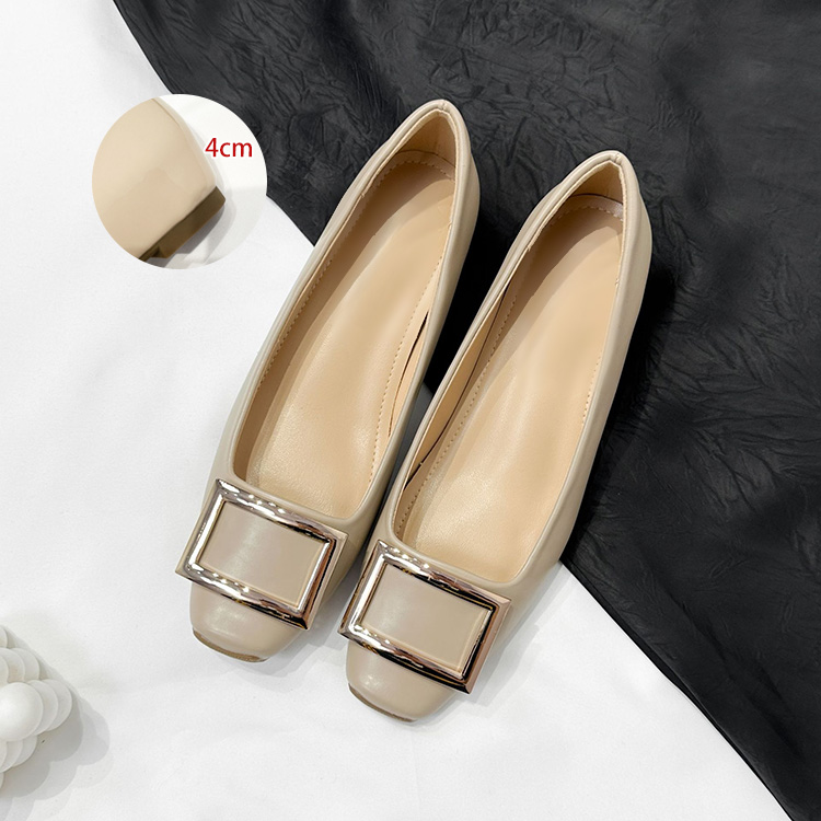 スクエアトゥ ビッグバックル 美脚パンプス