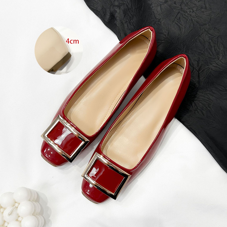 スクエアトゥ ビッグバックル 美脚パンプス