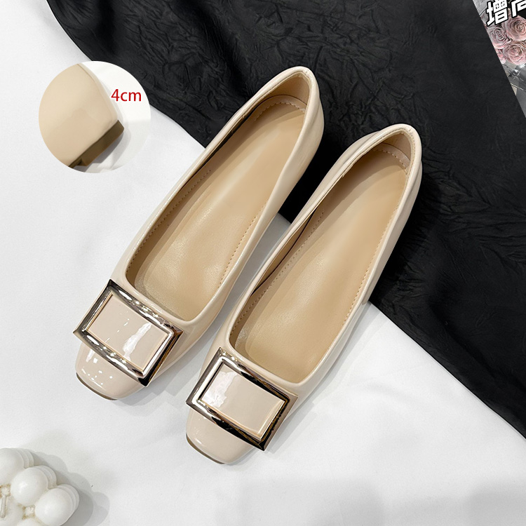 スクエアトゥ ビッグバックル 美脚パンプス