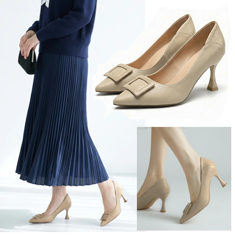 華美すぎず、どんなドレスにも合わせやすいデザイン