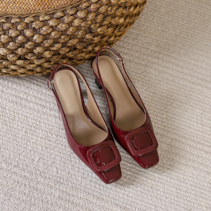 スクエアバックル スクエアトゥ バックストラップパンプス