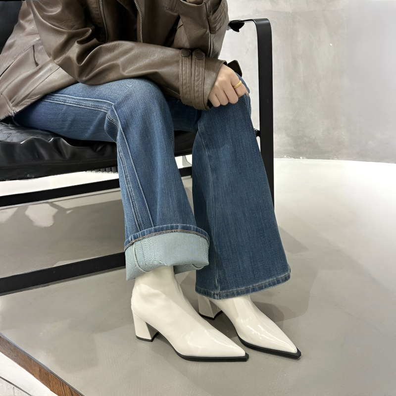 Vカット エナメル ストレッチブーツ