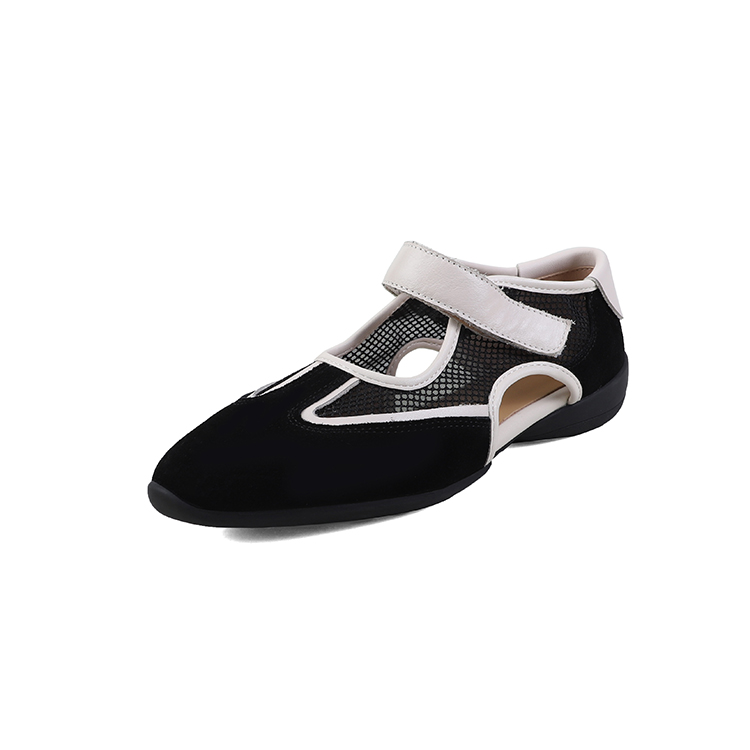 エアリーメッシュ 4cm美脚アクティブスニーカー