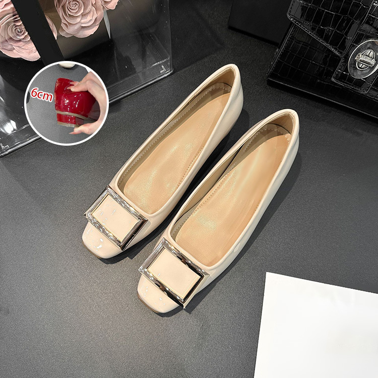 スクエアトゥ ビッグバックル 美脚パンプス