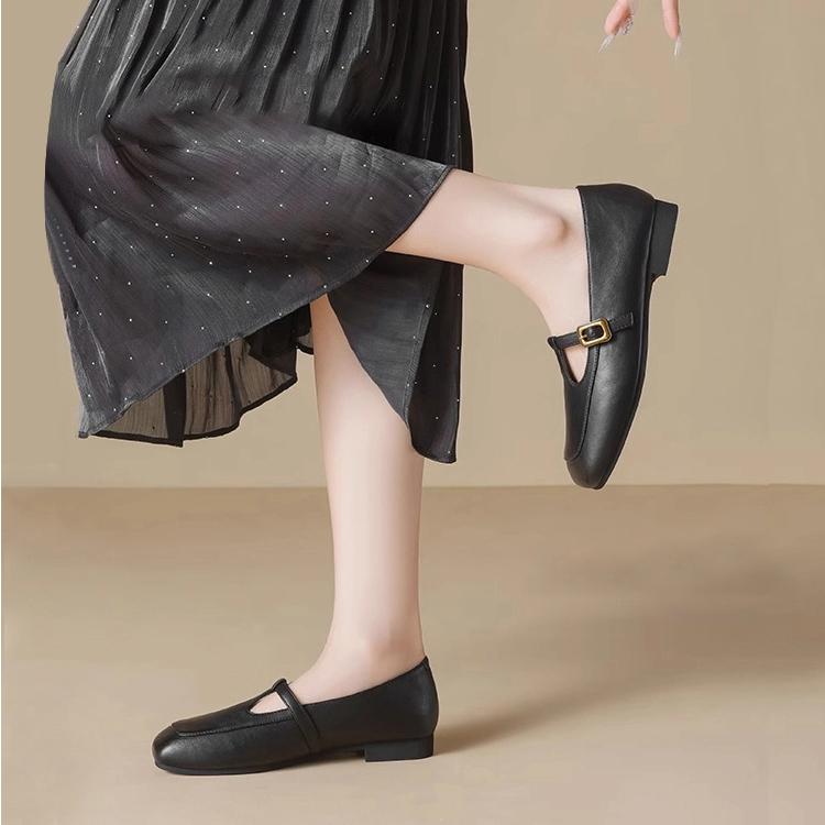 幅広4E パンプス ストラップ スクエアトゥ 甲高 ぽっちゃり足 ワイド  ブラック