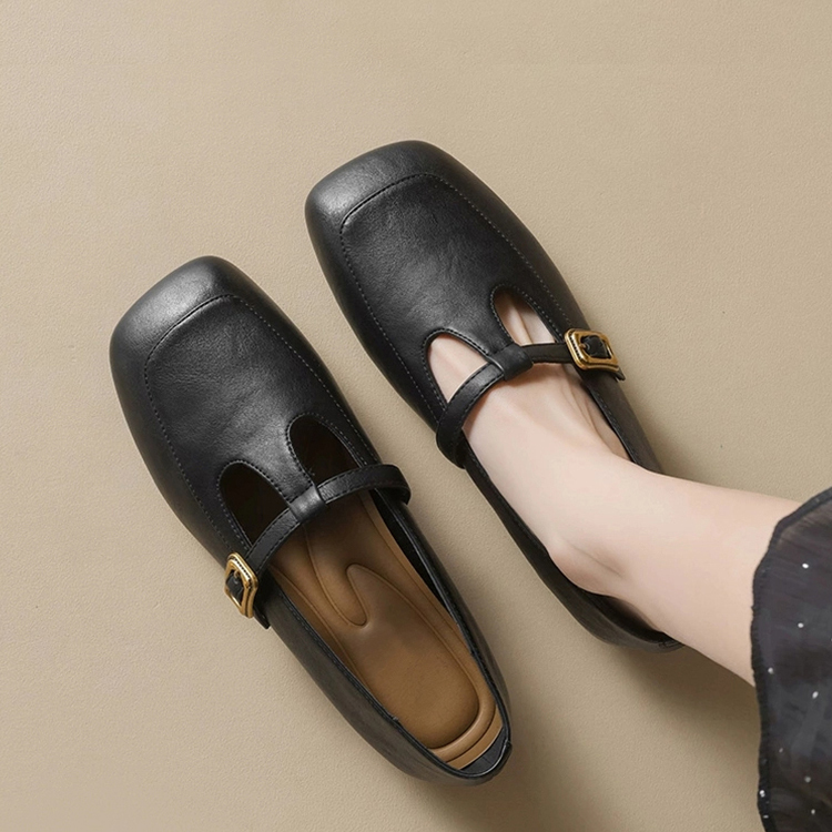 幅広4E パンプス ストラップ スクエアトゥ 甲高 ぽっちゃり足 ワイド　ブラック