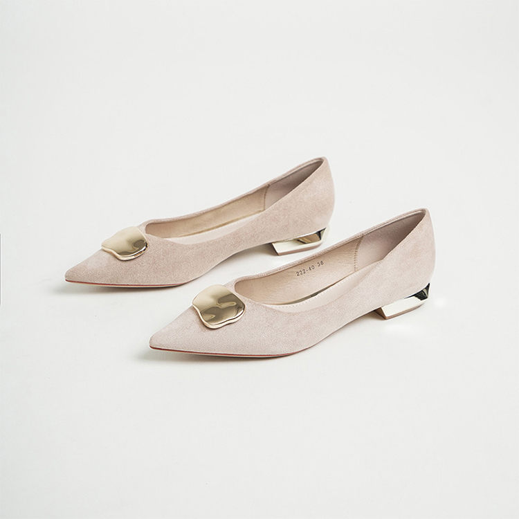 ゴールドプレート ポインテッドパンプス