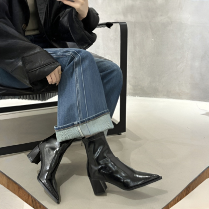 Vカット エナメル ストレッチブーツ