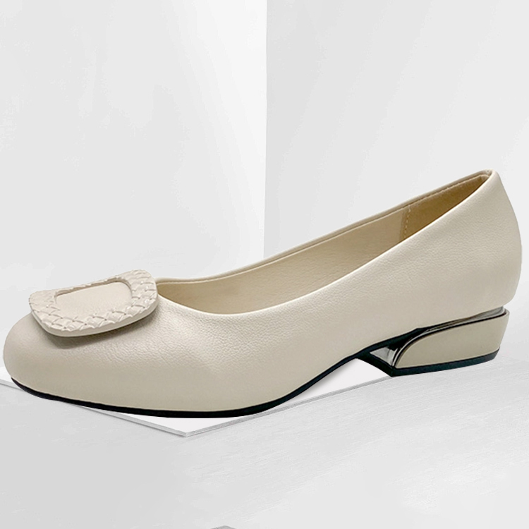 チャンキーヒール　パンプス　 3.0cmUP 　安定感抜群 　一日中歩いても疲れない　ベージュ