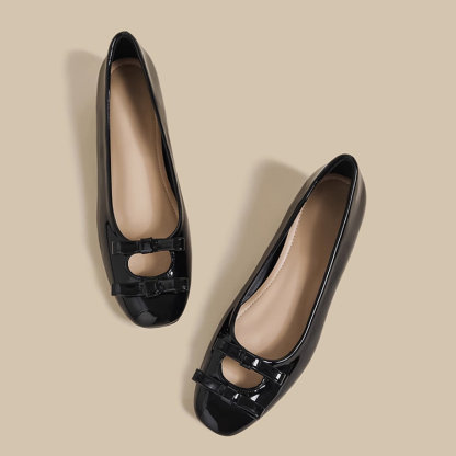 インヒールパンプス　リボン 可愛い　ヒール 5cm　おしゃれ　エナメル パンプス  羊革インソール　履きやすい靴　ブラック