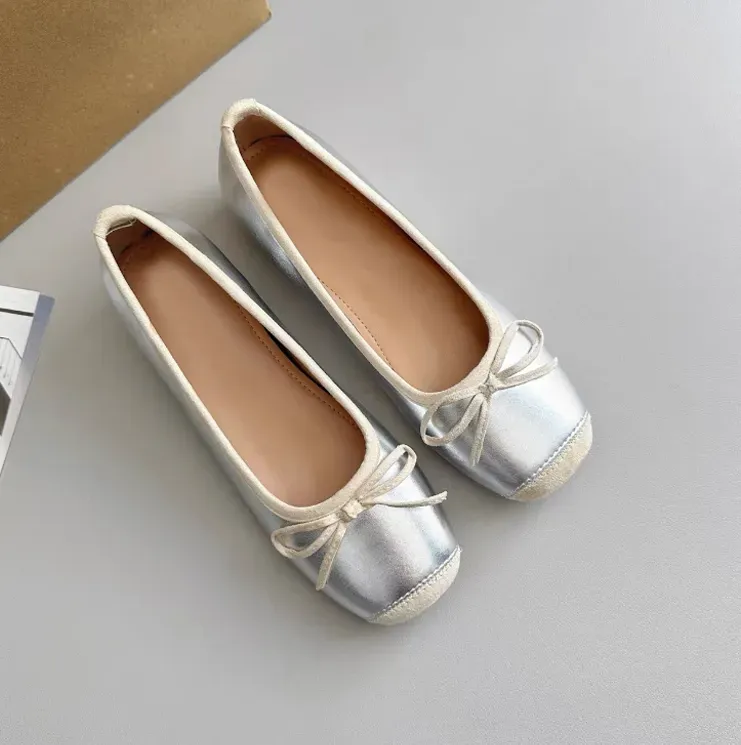 小さいサイズ インヒール切り替えバレエシューズ 5cmUP  歩きやすい 走れる