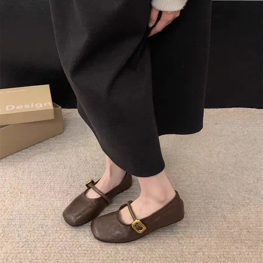 小さいサイズ インヒールパンプス 本革 5cmスタイルUP 通勤オフィス　ブラウン