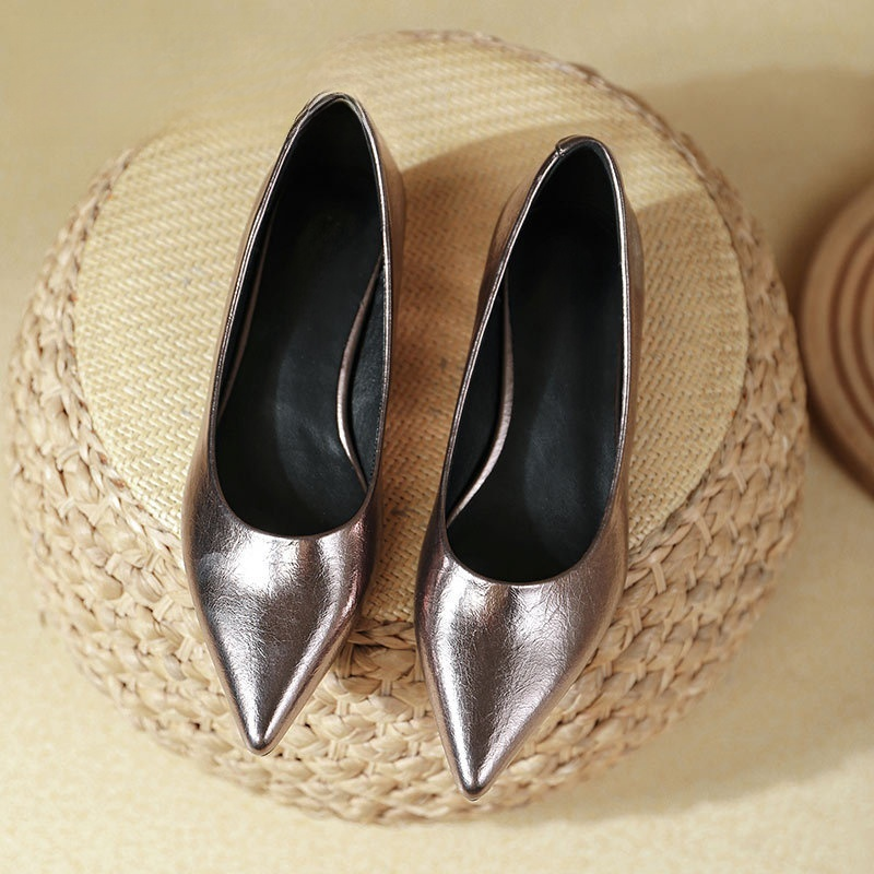 ポインテッドトゥ ウェッジソールパンプス