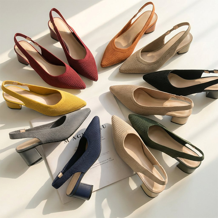 シャープさと柔らかさを両立 | ニット素材ポインテッドトゥミュール