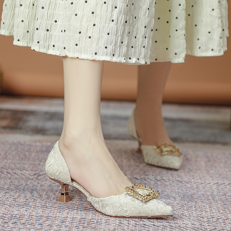 サイドオープン キラキラビジュー ポインテッドトゥパンプス