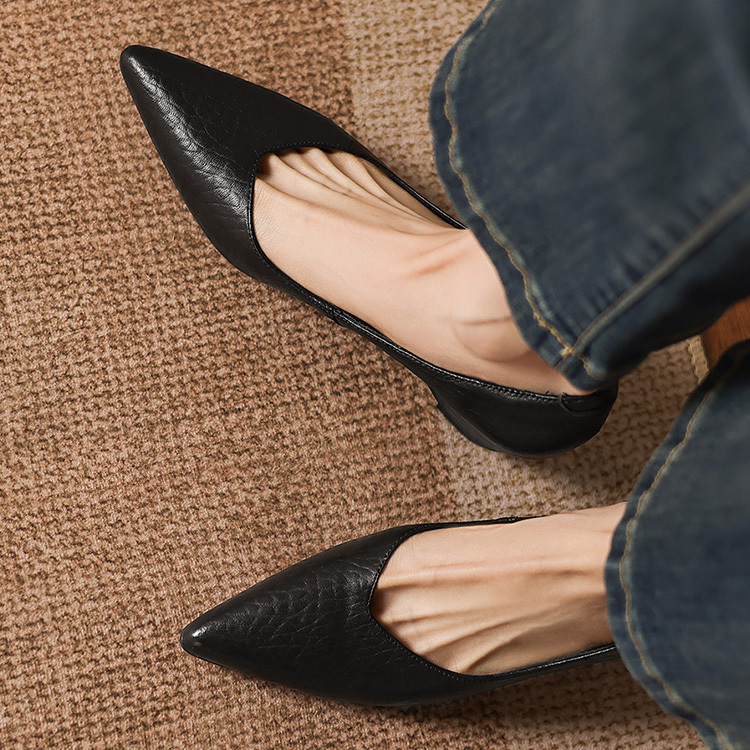 Vカット型押し 美脚ウェッジパンプス