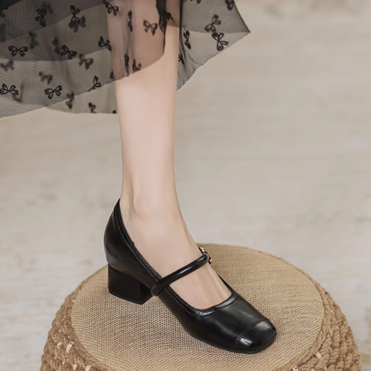 小さいサイズ インヒール メリージェーン靴 7cmUP スクウェア 通勤 オフィス　ブラック