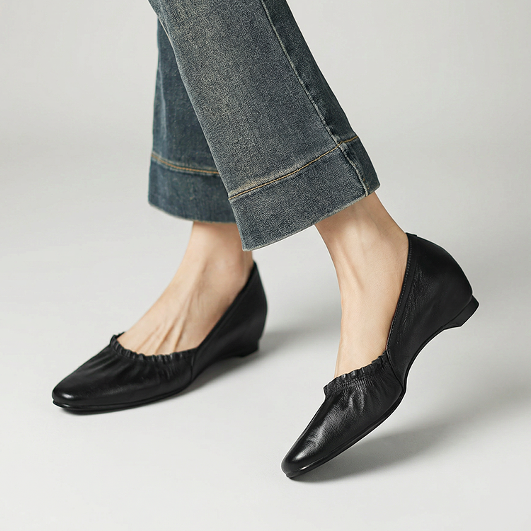 ギャザーフィット スクエアトゥパンプス