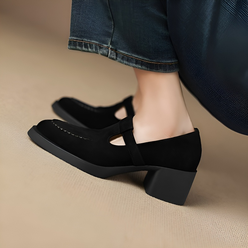 Tストラップ チャンキーヒール美脚羊革パンプス