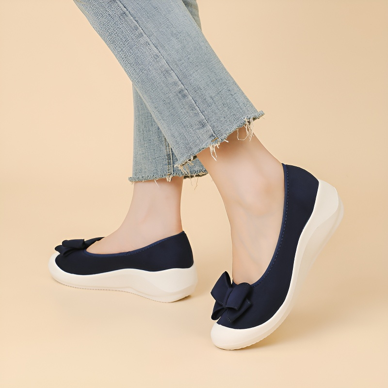 リボンモチーフ ウェッジパンプス