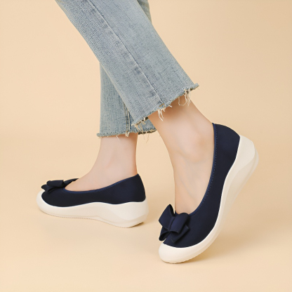 リボンモチーフ ウェッジパンプス