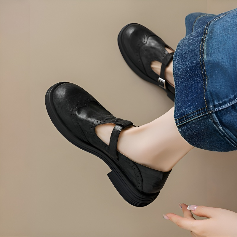 メダリオン Tストラップローファー