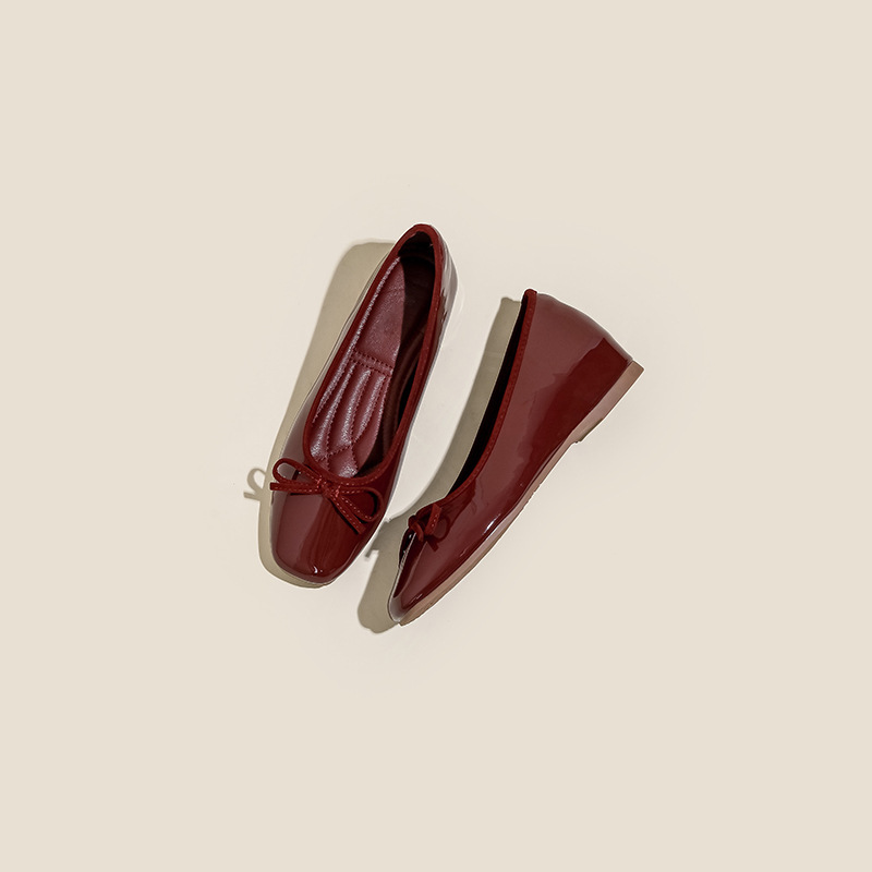 リボン付き美脚パンプス				